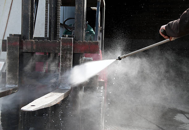 Playground Equipment Cleaning in Ivanhoe, TX